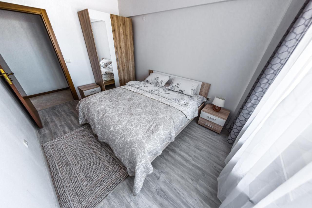 Next To Gondola. Cosy & Elegant 2 Bedroom Apartment In Neon Complex Bansko Exterior foto